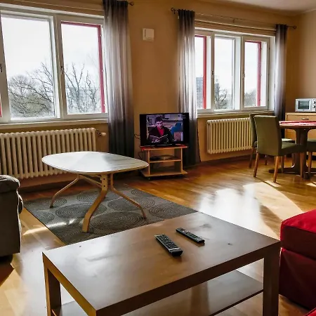 Apartment Large, Comfortable, Quiet - Luxury Minutes From Old Town Tallinn