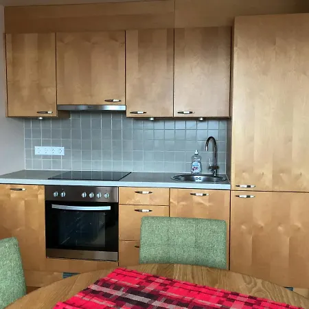 Large, Comfortable, Quiet - Luxury Minutes From Old Town